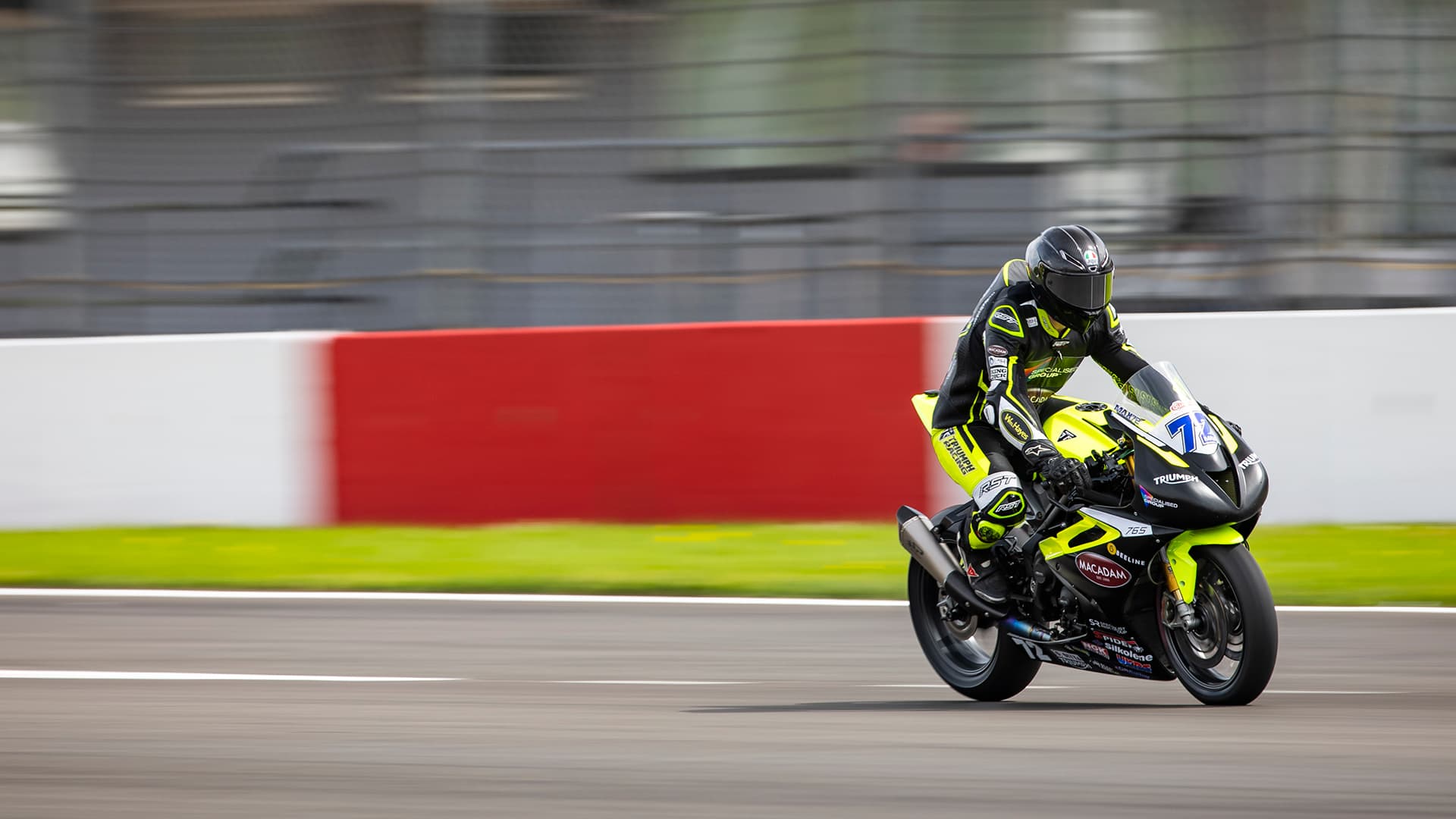 Triumph Street Triple 765 racing in British Supersport